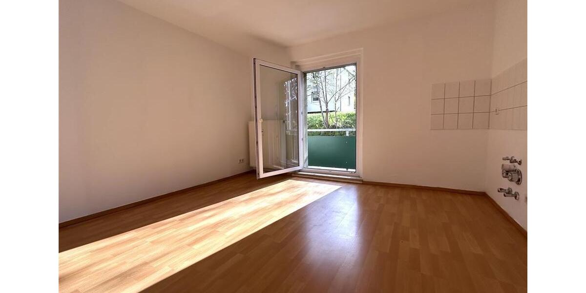 Etagenwohnung Reichenbach im Vogtland Obermylau - 2 Zimmer, 37 m&sup2;, 221&euro; | Angebot:25854237