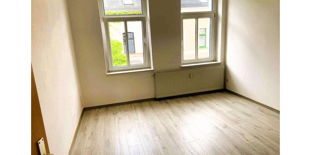 Etagenwohnung Treuen - 1 Zimmer, 33 m&sup2;, 220&euro; | Angebot:25900026