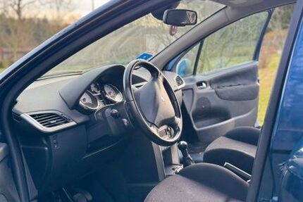 Peugeot 207 167.930 km 1.100 &euro; Plauen 08525