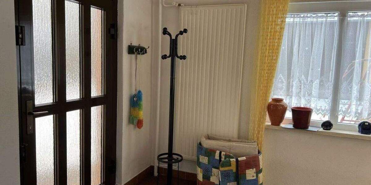 Mehrfamilienhaus, Wohnhaus Berga-Wünschendorf Markersdorf - 7 Zimmer, 190 m&sup2;, 155.000&euro; | Angebot:25657487