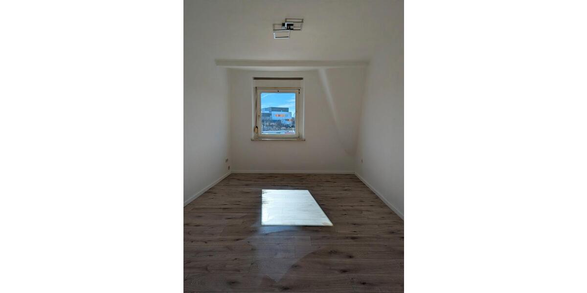 Mehrfamilienhaus, Wohnhaus Hof Christiansreuth - 17 Zimmer, 294 m&sup2;, 280.000&euro; | Angebot:26648237