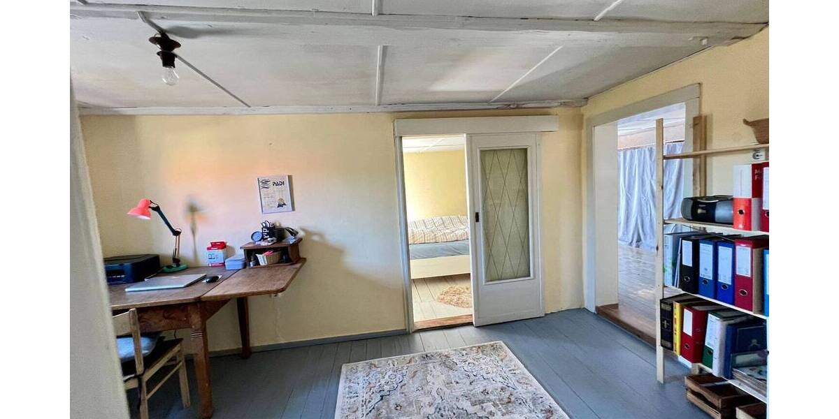 Einfamilienhaus Neustadt Poppengrün - 7 Zimmer, 110 m&sup2;, 93.000&euro; | Angebot:26247761