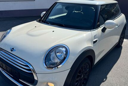Mini One D 143.000 km 7.590 &euro; Hof 95028