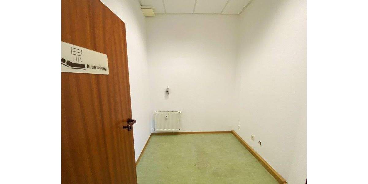 Gewerbeobjekt Plauen Stadtmitte - 8 Zimmer, 166 m&sup2;, 700&euro; | Angebot:25776519