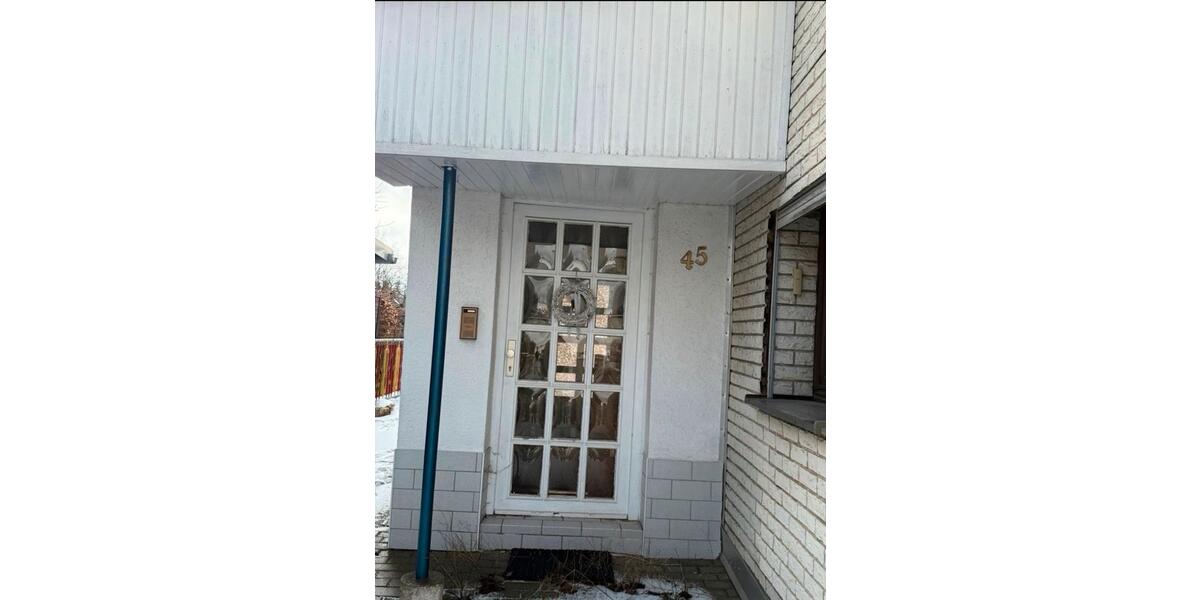 Einfamilienhaus Hof Neuhof - 5 Zimmer, 100 m&sup2;, 65.000&euro; | Angebot:26122869