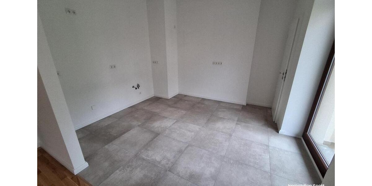 Etagenwohnung Plauen Bahnhofsvorstadt - 3 Zimmer, 84 m&sup2;, 715&euro; | Angebot:22653716