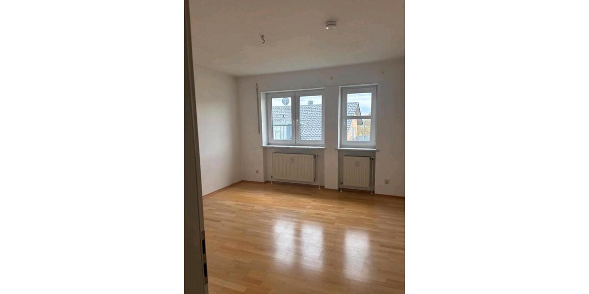 Etagenwohnung Hof Christiansreuth - 2 Zimmer, 63 m&sup2;, 159.000&euro; | Angebot:26301917