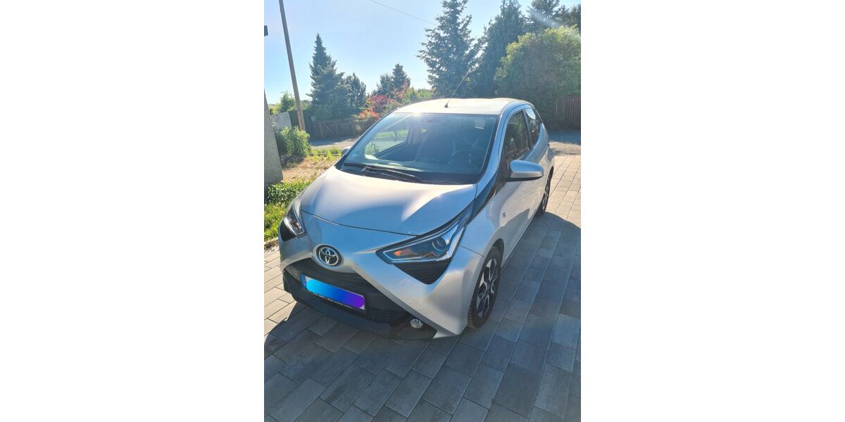 Toyota Aygo (X) 13.900 km 13.000 &euro; Fraureuth 08427