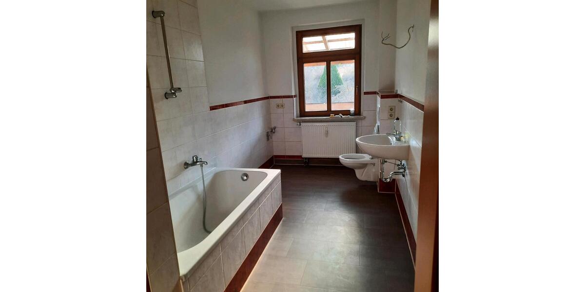 Etagenwohnung Auerbach/Vogtland Vogtland - 4 Zimmer, 103 m&sup2;, 618&euro; | Angebot:25891898