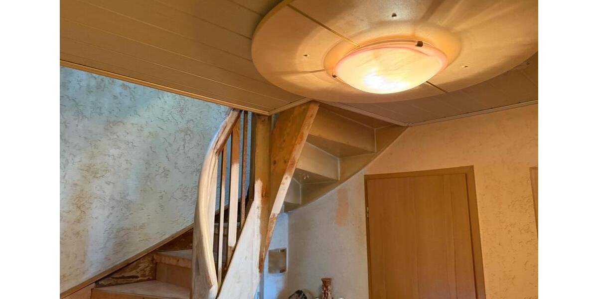 Einfamilienhaus Hof Neuhof - 5 Zimmer, 100 m&sup2;, 65.000&euro; | Angebot:26122869