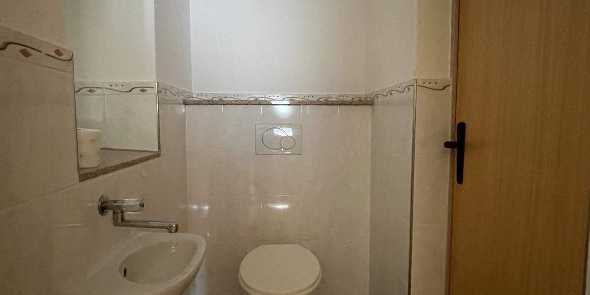 Einfamilienhaus Gefell Langgrün - 9 Zimmer, 200 m&sup2;, 65.000&euro; | Angebot:25742910