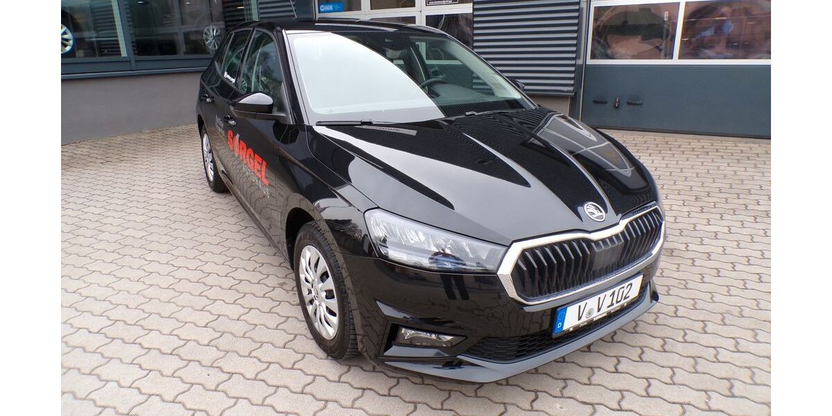 Skoda Fabia 10.500 km 21.490 &euro; Bad Elster 08645