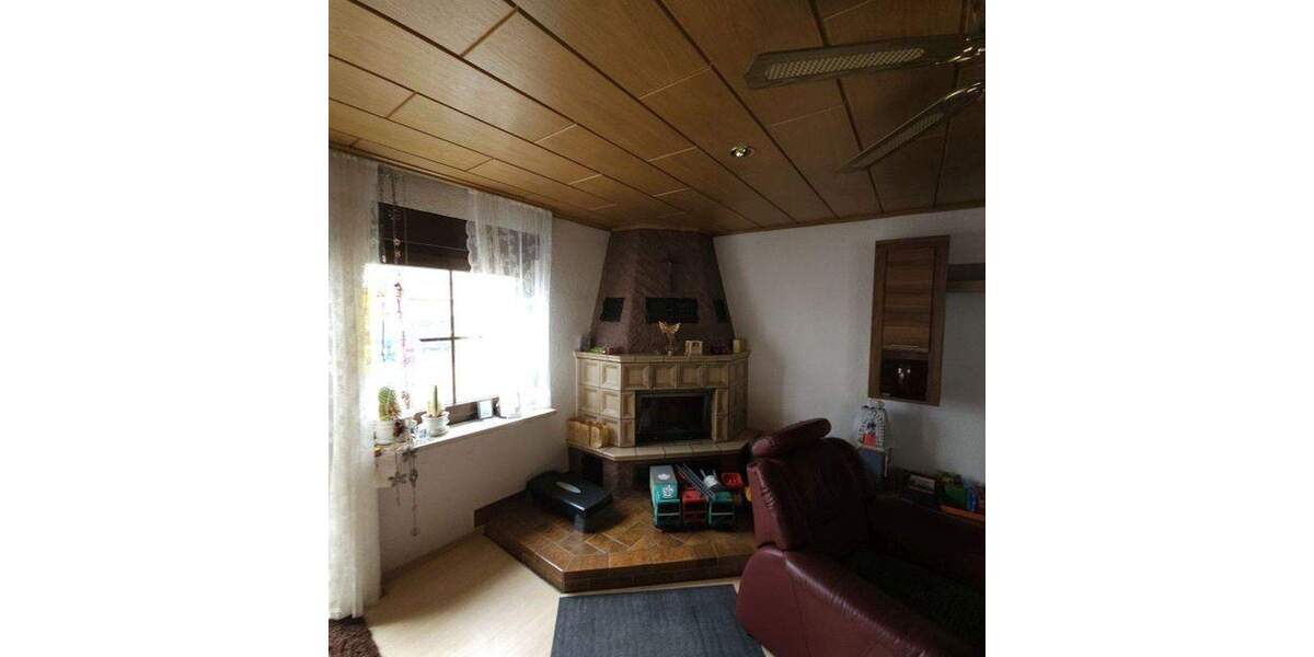 Einfamilienhaus Rehau - 6 Zimmer, 225 m&sup2;, 398.000&euro; | Angebot:25871422