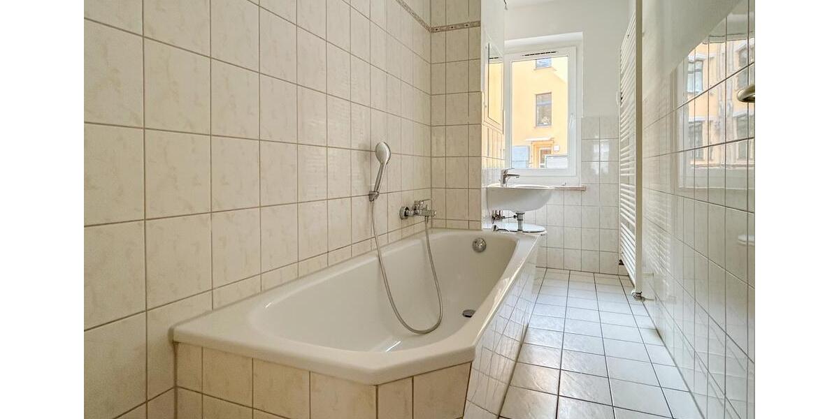 Erdgeschoßwohnung Plauen - 3 Zimmer, 62 m&sup2;, 269&euro; | Angebot:24782800