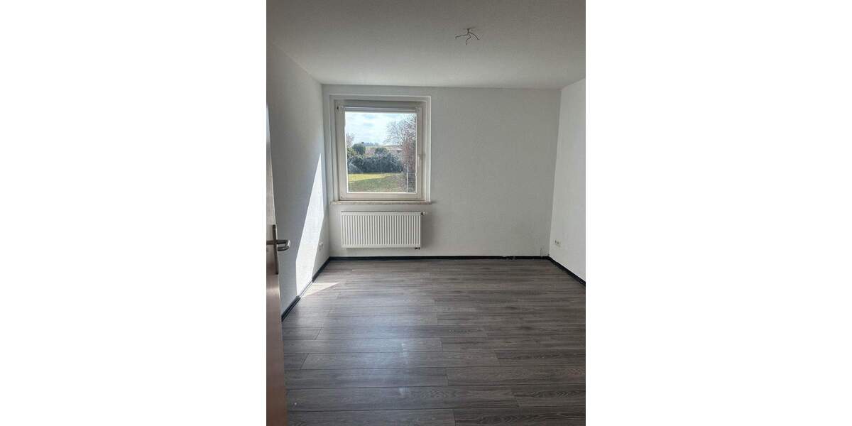 Etagenwohnung Netzschkau - 2 Zimmer, 53 m&sup2;, 266&euro; | Angebot:25879192