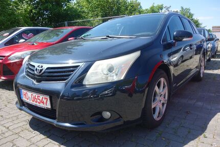 Toyota Avensis 207.800 km 3.490 &euro; Hof 95030