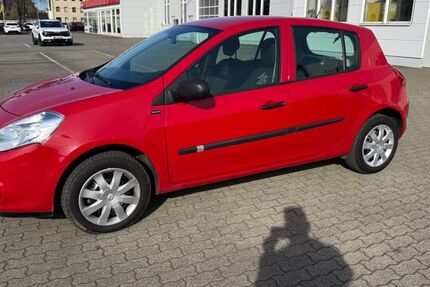 Renault Clio 40.858 km 4.999 &euro; Plauen 08525