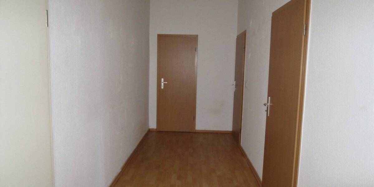 Etagenwohnung Plauen Stadtmitte - 3 Zimmer, 93 m&sup2;, 420&euro; | Angebot:25687458