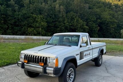Jeep Comanche 166.500 km 13.250 &euro; Greiz 07973