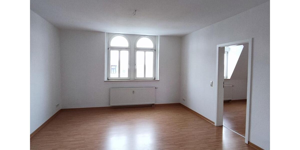 Dachgeschoßwohnung Plauen Altstadt - 2 Zimmer, 50 m&sup2;, 280&euro; | Angebot:24565303