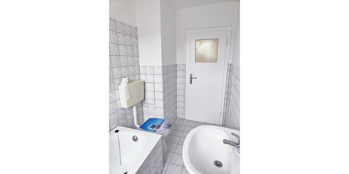 Etagenwohnung Elsterberg - 3 Zimmer, 59 m&sup2;, 295&euro; | Angebot:25650098