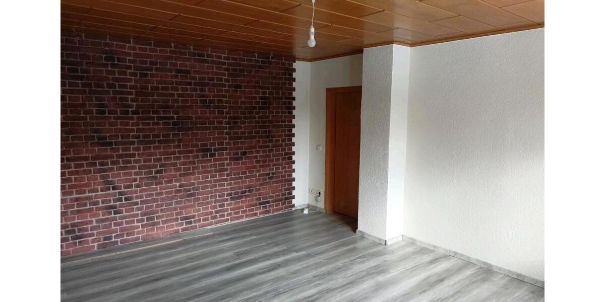 Etagenwohnung Falkenstein/Vogtland Vogtland - 3 Zimmer, 112 m&sup2;, 760&euro; | Angebot:25172000