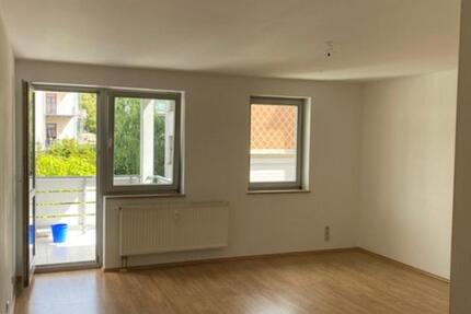 Wohnung Reichenbach im Vogtland - 3 Zimmer, 83 m&sup2;, 465&euro; | Angebot:24571766