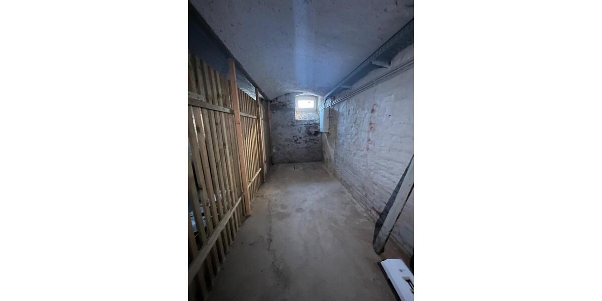 Dachgeschoßwohnung Plauen Altstadt - 2 Zimmer, 44 m&sup2;, 38.000&euro; | Angebot:25271971