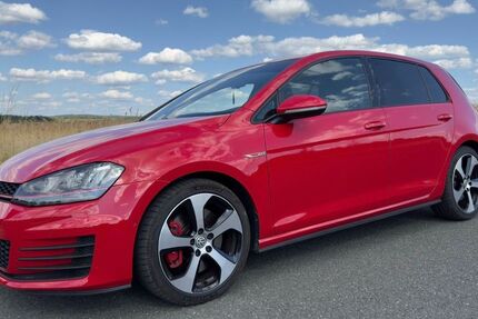 VW Golf 160.000 km 12.900 &euro; Adorf 08626