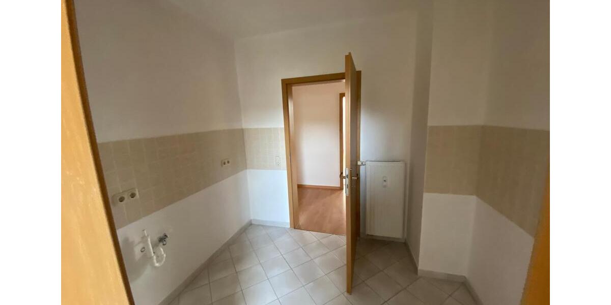Etagenwohnung Reichenbach im Vogtland Obermylau - 2 Zimmer, 72 m&sup2;, 275&euro; | Angebot:9984787