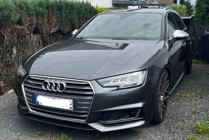 Audi A4 191.000 km 17.500 &euro; Treuen 08233