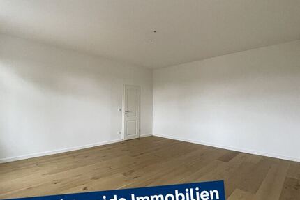 Exklusive Dachgeschosswohnung mit Balkon in aufwendig saniertem Gründerzeithaus - Wohnung Falkenstein | Angebot:27104271