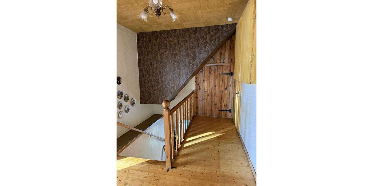 Mehrfamilienhaus, Wohnhaus Berga-Wünschendorf Markersdorf - 7 Zimmer, 190 m&sup2;, 155.000&euro; | Angebot:25657487