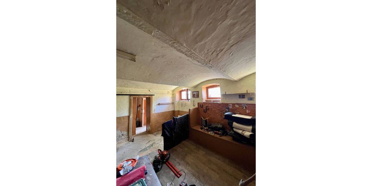 Einfamilienhaus Falkenstein Oberlauterbach - 8 Zimmer, 110 m&sup2;, 55.000&euro; | Angebot:25929611