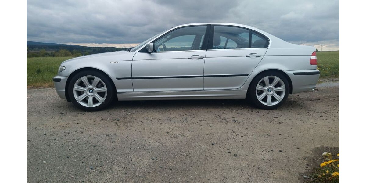 BMW 330 83.000 km 15.500 &euro; Döhlau 95182