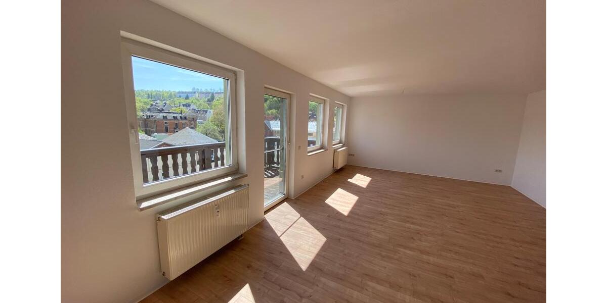 Dachgeschoßwohnung Greiz - 3 Zimmer, 107 m&sup2;, 535&euro; | Angebot:20445192