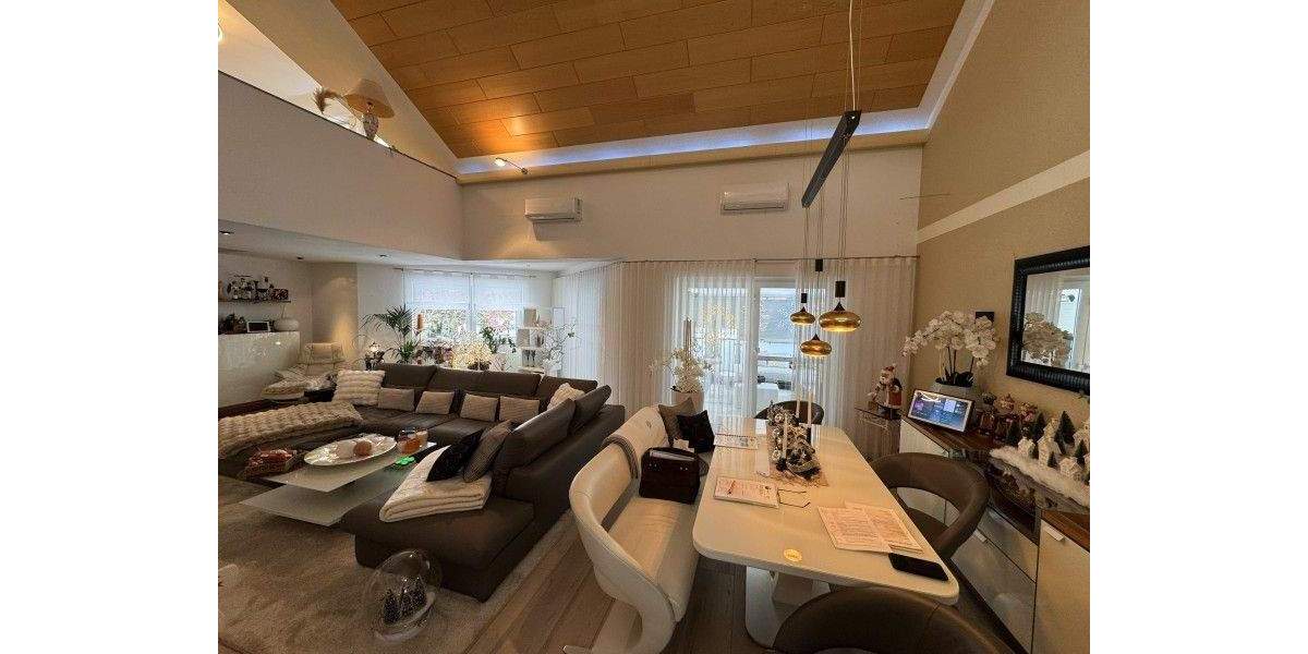 Einfamilienhaus Reichenbach - 6 Zimmer, 253 m&sup2;, 399.000&euro; | Angebot:25738178