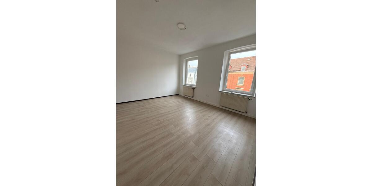 Etagenwohnung Hof Altstadt - 3 Zimmer, 90 m&sup2;, 650&euro; | Angebot:25497531