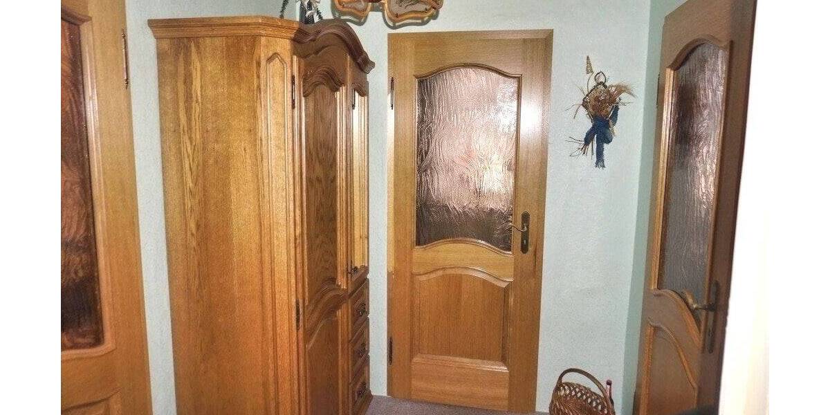 Einfamilienhaus Klingenthal Zwota - 8 Zimmer, 175 m&sup2;, 90.000&euro; | Angebot:25662072