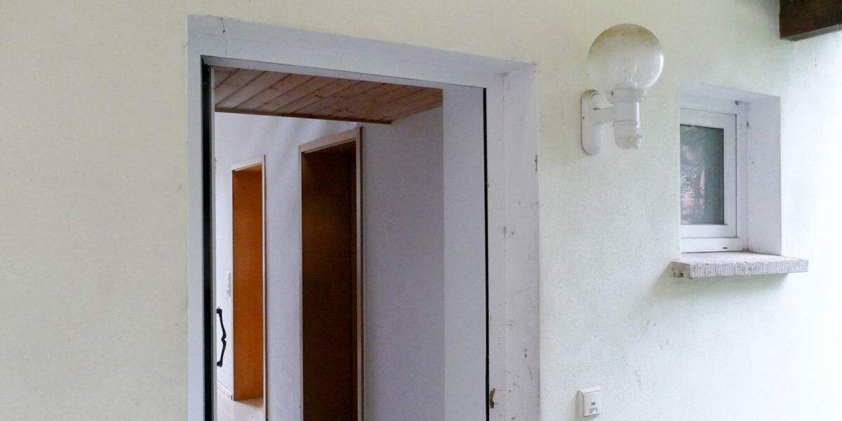 Einfamilienhaus Greiz - 8 Zimmer, 288 m&sup2;, 189.000&euro; | Angebot:25666812