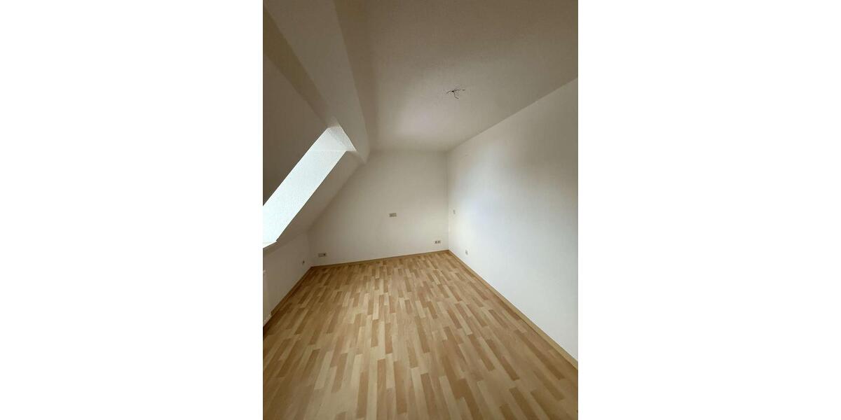 Etagenwohnung Plauen Altstadt - 3.5 Zimmer, 73 m&sup2;, 438&euro; | Angebot:24421981