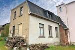 Doppelhaushälfte Lengenfeld - 8 Zimmer, 192 m&sup2;, 115.000&euro; | Angebot:26741160
