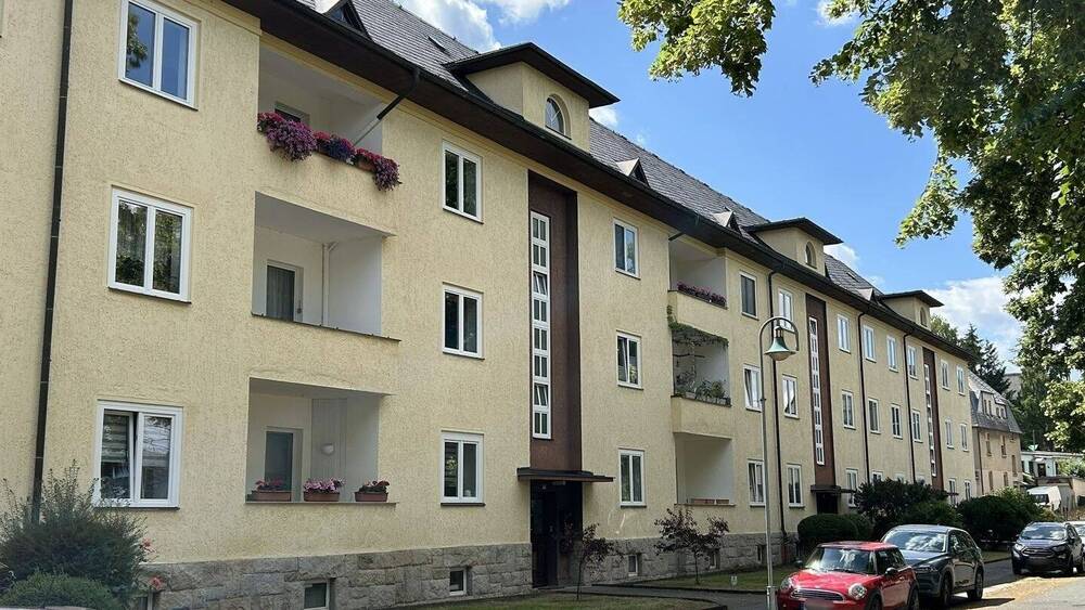 Etagenwohnung Rodewisch - 4 Zimmer, 92 m&sup2;, 79.000&euro; | Angebot:25686156