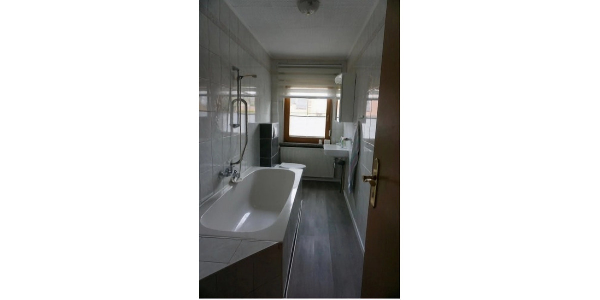 Doppelhaushälfte Weischlitz - 4 Zimmer, 150 m&sup2;, 190.000&euro; | Angebot:24350067