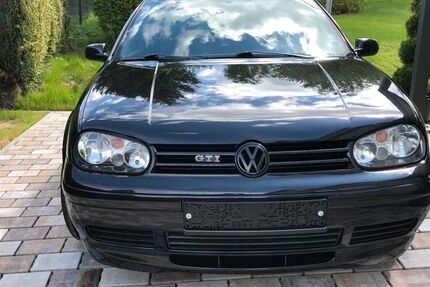 VW Golf 144.000 km 15.000 &euro; Markneukirchen 08258
