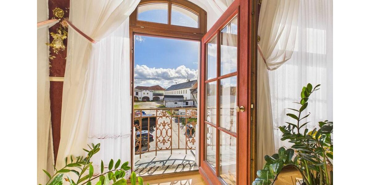 Etagenwohnung Lengenfeld - 3 Zimmer, 161 m&sup2;, 795&euro; | Angebot:23472963