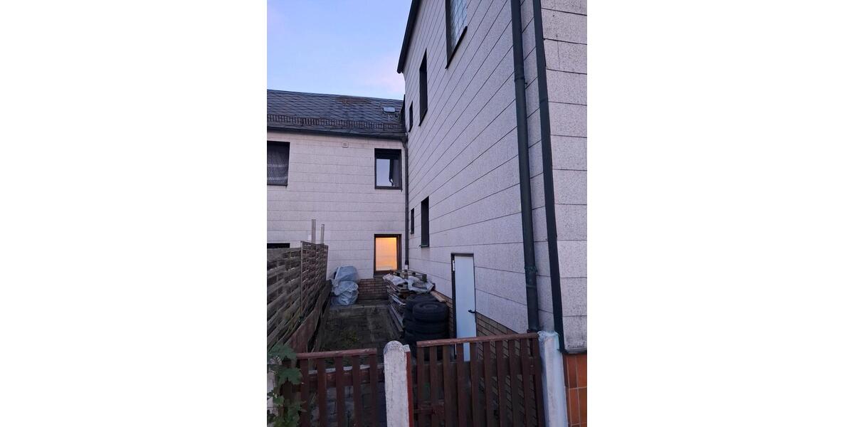 Einfamilienhaus Rehau - 10 Zimmer, 149.500&euro; | Angebot:21179887