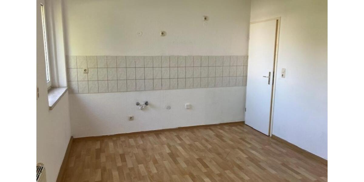 Hochparterre Plauen - 3 Zimmer, 77 m&sup2;, 424&euro; | Angebot:23544148