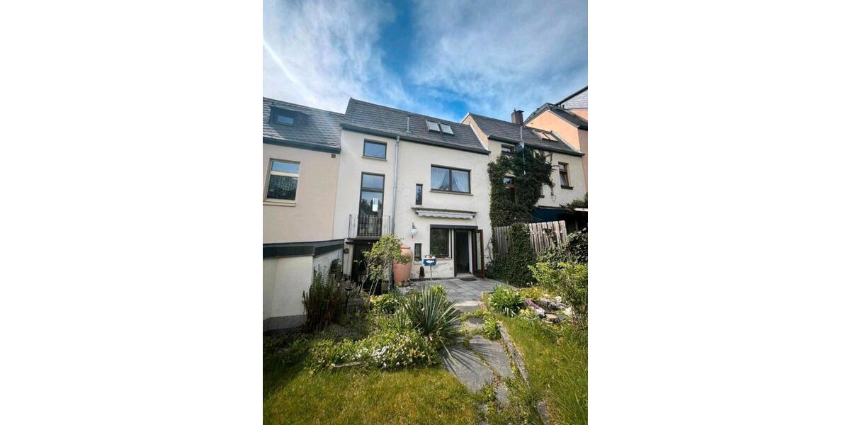 Reihenhaus Reichenbach im Vogtland - 6 Zimmer, 140 m&sup2;, 138.500&euro; | Angebot:25418602