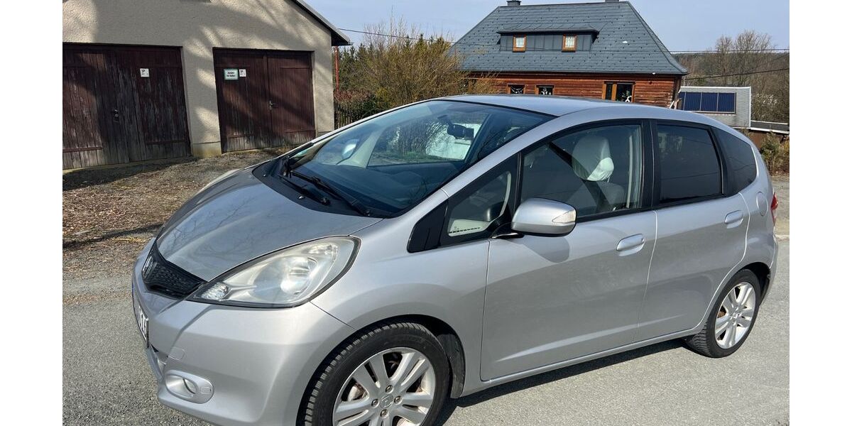 Honda Jazz 118.500 km 5.850 &euro; Adorf 08626